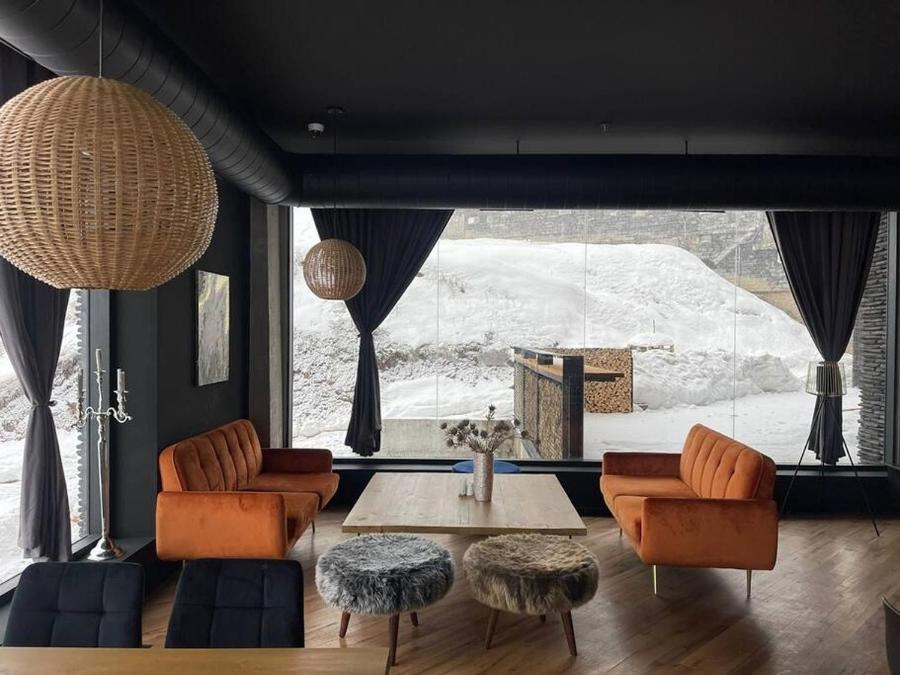 Gudauri Ski Resort Aparthotel エクステリア 写真